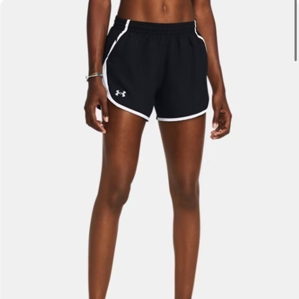Women’s casual Under Armour Black Athletic running Shorts